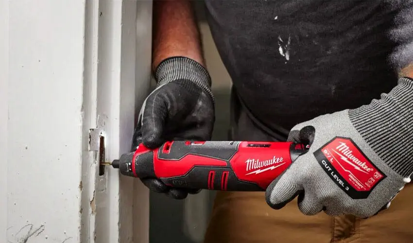 Milwaukee Cordless Rotary Tool