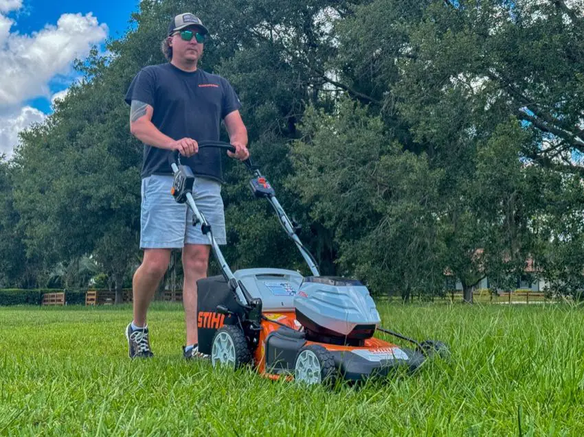 Stihl RMA 510 V battery-powered lawn mower