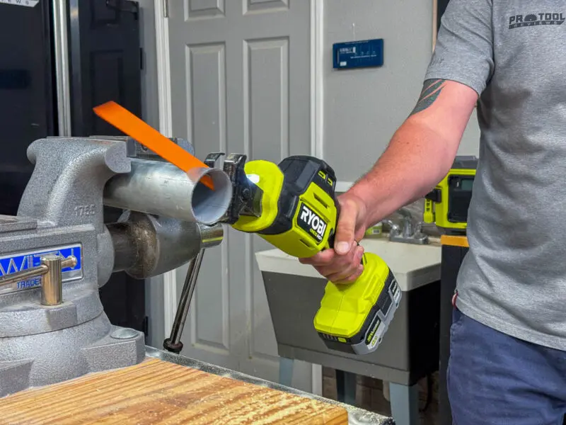 Ryobi 18V Compact One-Handed Reciprocating Saw