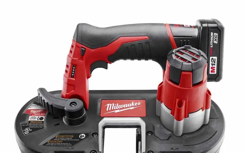 Milwaukee 2429-21XC M12 Cordless Band Saw Preview