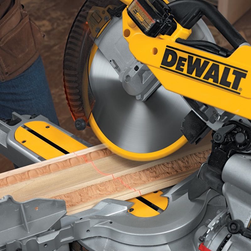 DeWalt DW718 Miter Saw 12