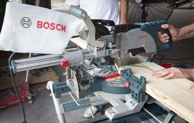 Bosch CM8S Compact Miter Saw