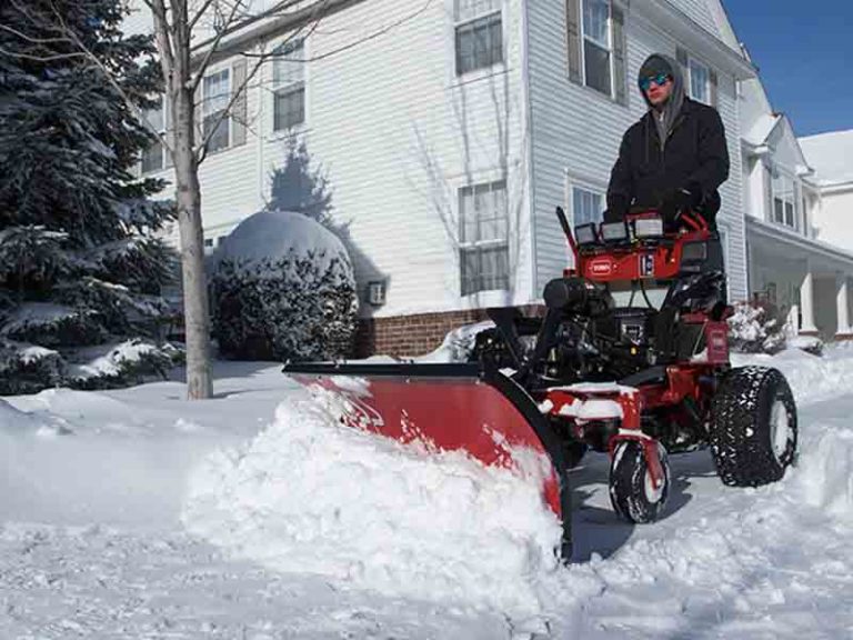 Toro GrandStand Multi Force Stand-on Mower (74523) Preview