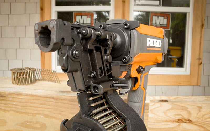 Ridgid R175RNF Coil Roofing Nailer