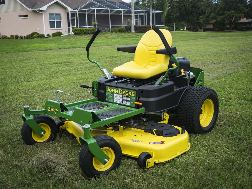 John Deere ZTrak Z355R Zero-Turn Mower Review - Pro Tool Reviews