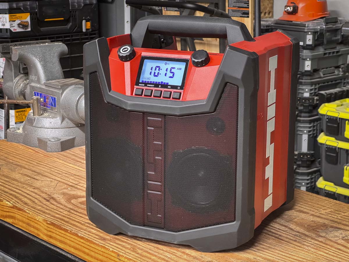 Hilti R 6-22 jobsite radio 02