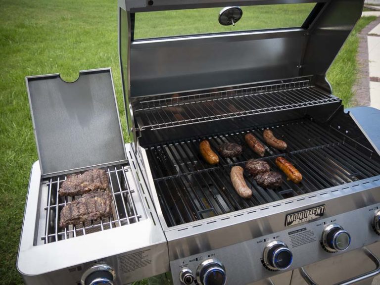 Monument 4-Burner Propane Gas Grill Model 35633 Review | PTR