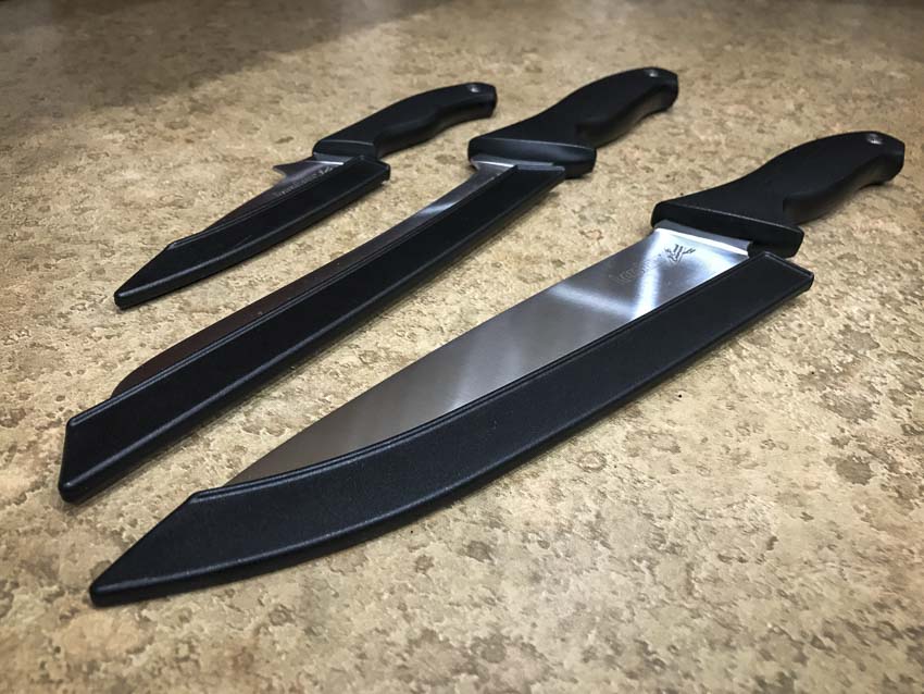 https://www.protoolreviews.com/wp-content/uploads/2018/08/Kershaw-Emerson-3-piece-Kitchen-Knife-Set.jpg