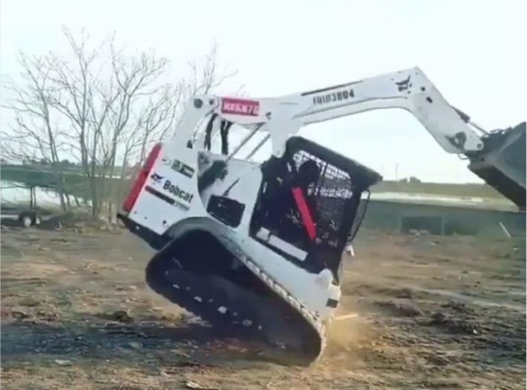 Sunday Morning Comics: Bobcat Operator Does the Moonwalk - Pro Tool Reviews