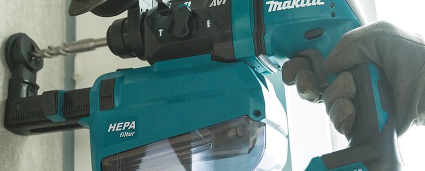 Makita 11/16" AVT Rotary Hammer