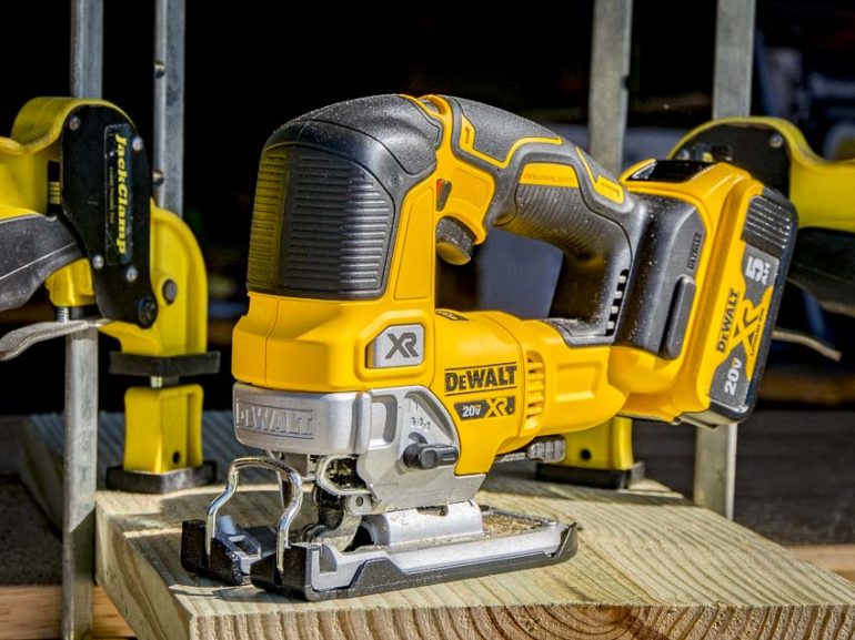 DeWalt DCS334 Cordless Top-Handle Jigsaw Review - PTR