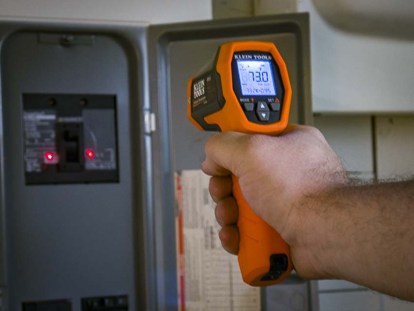 https://www.protoolreviews.com/wp-content/uploads/2019/04/Klein-Tools-Dual-Laser-Infrared-Thermometer01.jpg