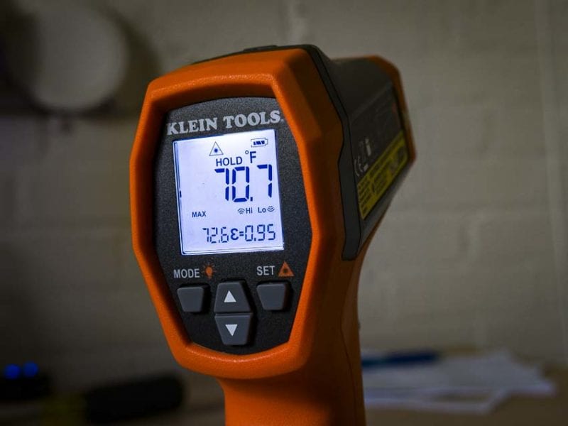 https://www.protoolreviews.com/wp-content/uploads/2019/04/Klein-Tools-Dual-Laser-Infrared-Thermometer05-800x600.jpg