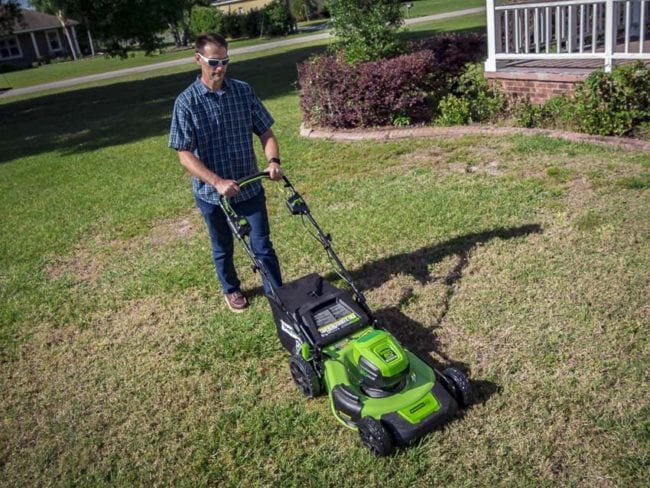 Greenworks Pro 60V Self-Propelled Lawn Mower Review | LaptrinhX / News