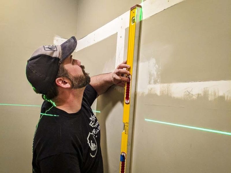How To Use A Laser Level To Make Sure Wall Is Plumb