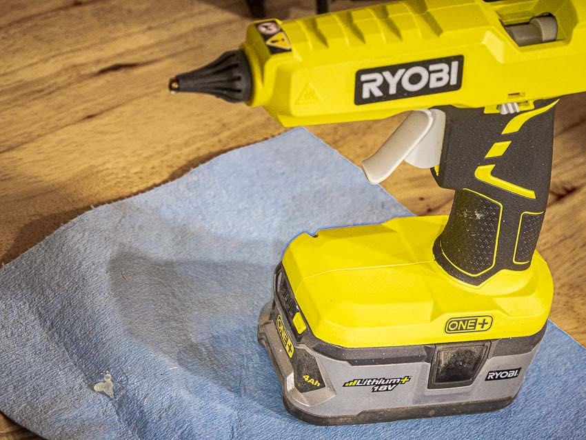 Ryobi Cordless Glue Gun P305 Review Pro Tool Reviews 1875