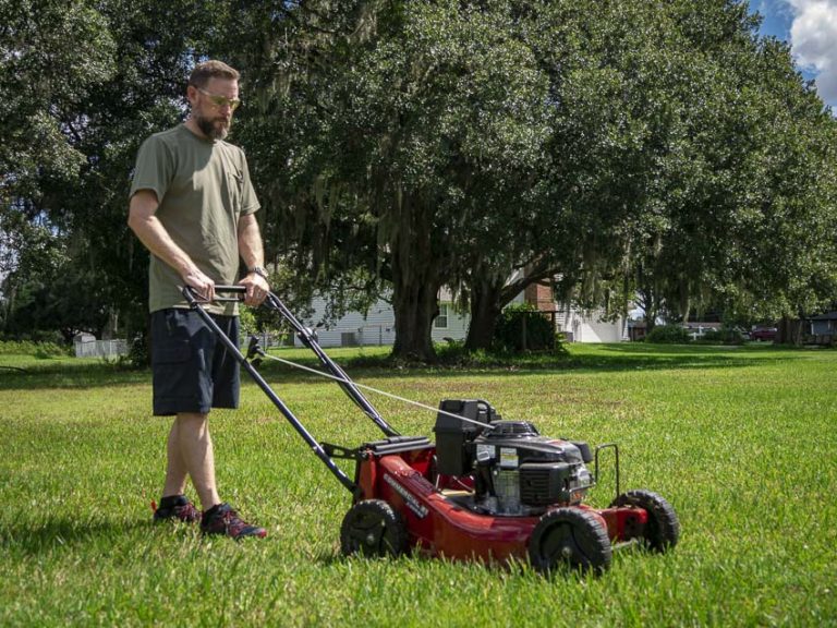 Best SelfPropelled Lawn Mower Reviews 2024