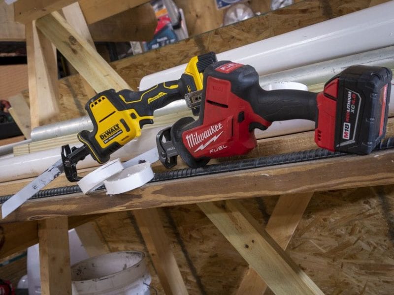 DeWalt Atomic Reciprocating Saw Vs Milwaukee M18 Fuel Hackzall