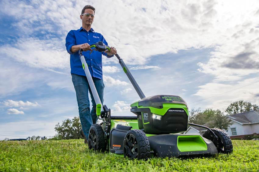 Greenworks 60V CrossoverZ 42-Inch Zero-Turn Lawn Mower Review