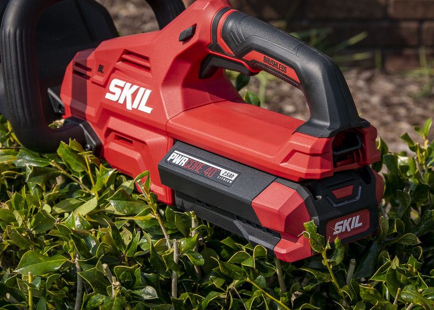 Skil 40V Brushless Hedge Trimmer HandsOn Review Pro Tool Reviews