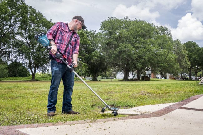 Makita XRU15 Battery String Trimmer Review - Pro Tool Reviews