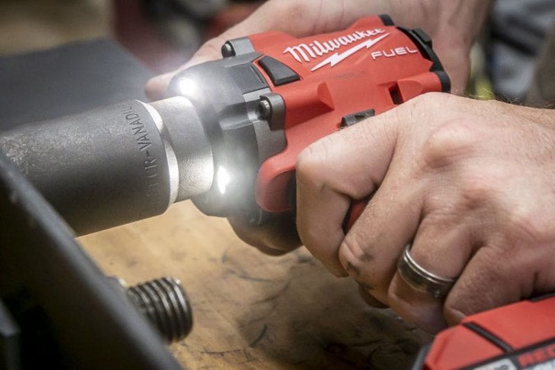 https://www.protoolreviews.com/wp-content/uploads/2020/08/Milwaukee-Compact-and-Mid-Torque-Impact-Wrenches13-800x534.jpg
