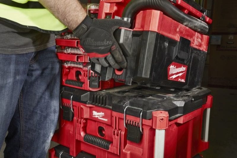 Milwaukee M18 FUEL Packout 2.5 Gallon Wet-Dry Vacuum