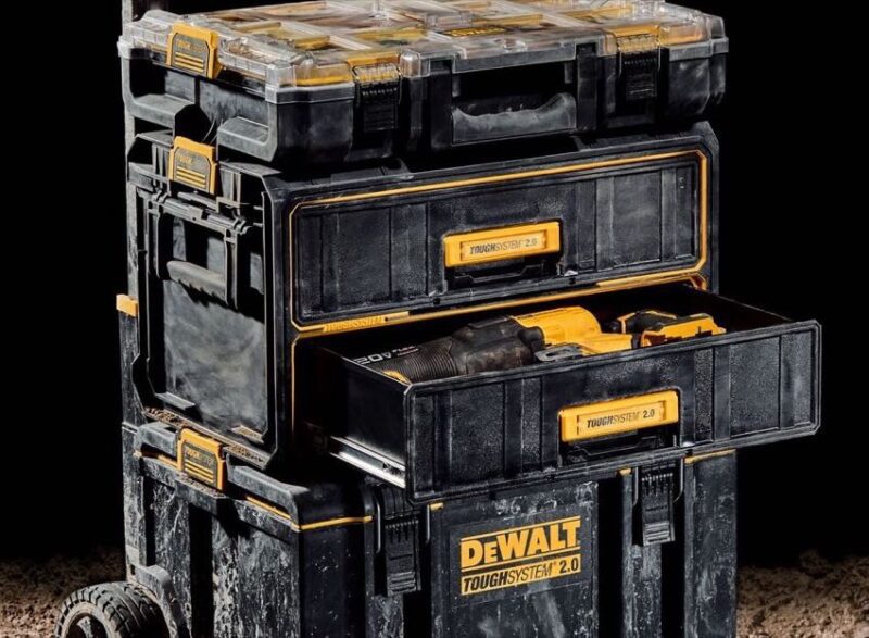 Battery storage set up inside the Tough System 2.0 drawer. : r/Dewalt