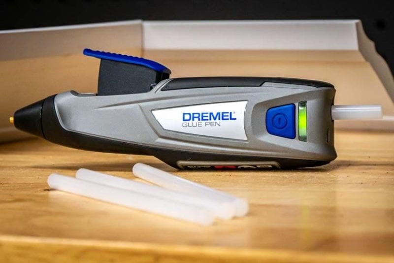 Here's Dremel's Cordless, Battery-Powered Glue Gun