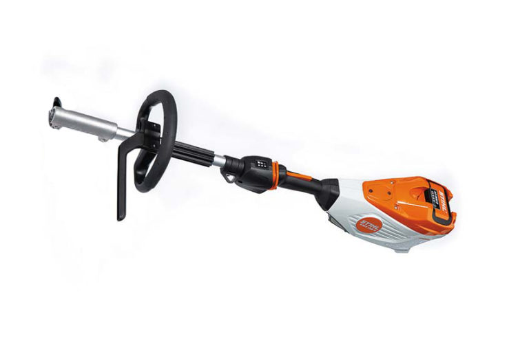 Stihl KMA 135 R KombiMotor | Battery-Powered KombiSystem - Pro Tool Reviews