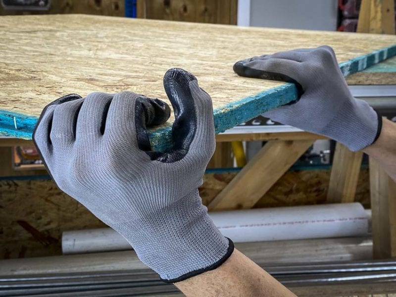 https://www.protoolreviews.com/wp-content/uploads/2021/05/Firm-Grip-Nitrile-Coated-Gloves-best-for-wood-800x600.jpg