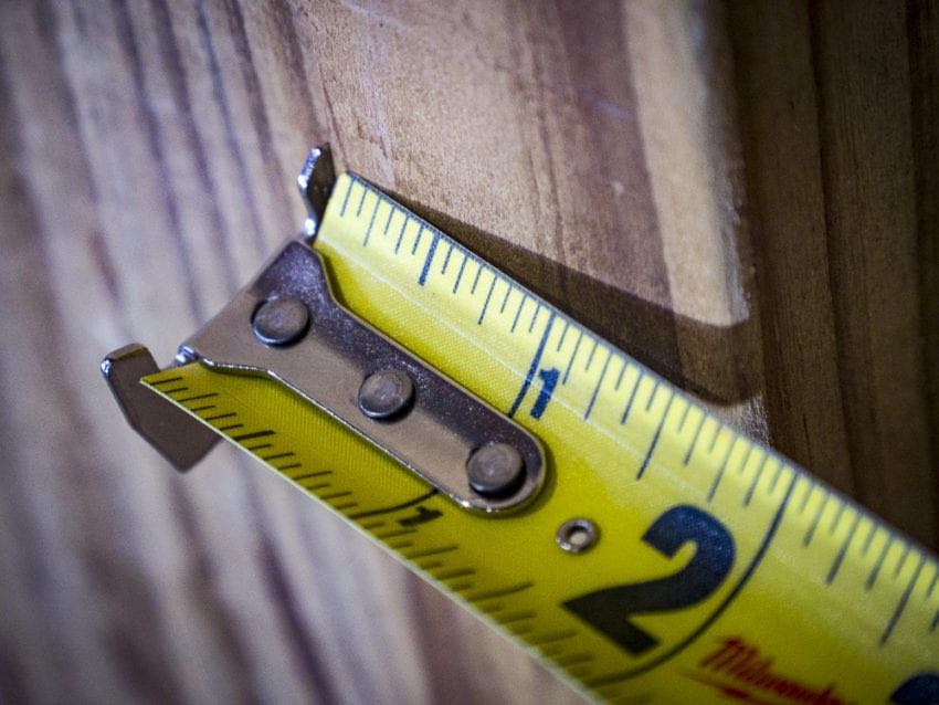 7 Best Tape Measures for Woodworkers (2023 Guide)