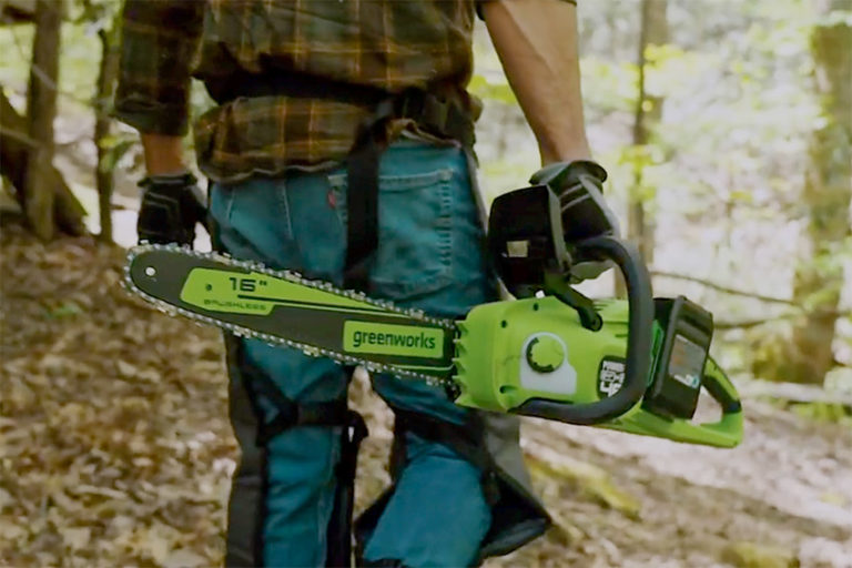Best Greenworks Cordless Chainsaw Reviews 2022