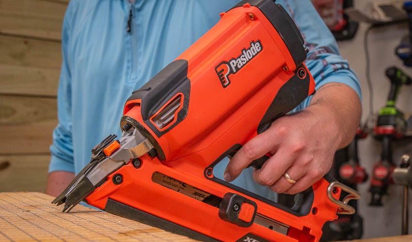 Paslode CFN325XP Cordless Framing Nailer Feature