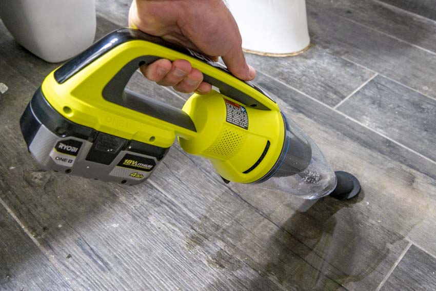 Ryobi 18V One+ Cordless Wet Dry Hand Vacuum PCL702 - PTR