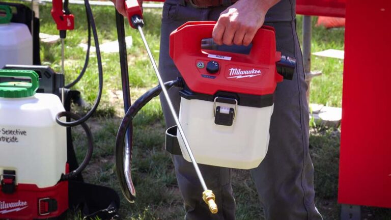 milwaukee-m12-handheld-sprayers-pro-tool-reviews