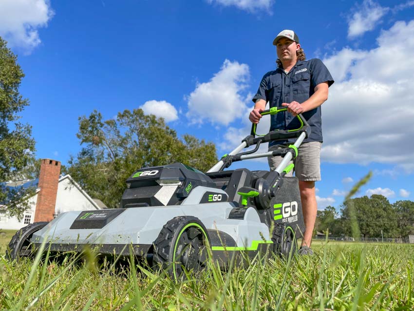 https://www.protoolreviews.com/wp-content/uploads/2022/12/EGO-Self-Propelled-Lawn-Mower-with-Touch-Drive-Review-08.jpg
