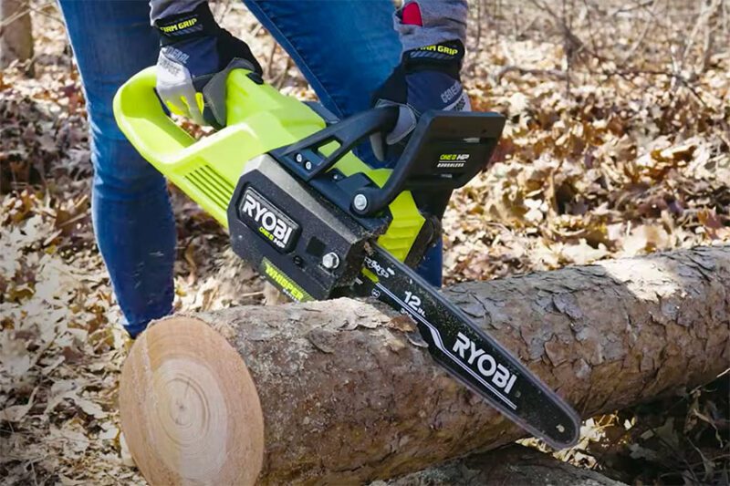 Stihl Chainsaws: Gas, Cordless & Electric - Acme Tools