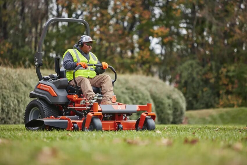 Learn About Husqvarna Riding Lawn Mowers