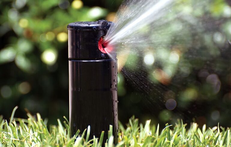 Best Lawn Sprinklers: Guide for Different Lawns and Budgets - Pro Tool ...