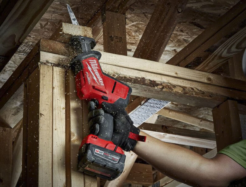 https://www.protoolreviews.com/wp-content/uploads/2023/12/milwaukee-m18-fuel-hackzall-reciprocating-saw-kit-2719-21-lifestyle_1-800x610.jpg