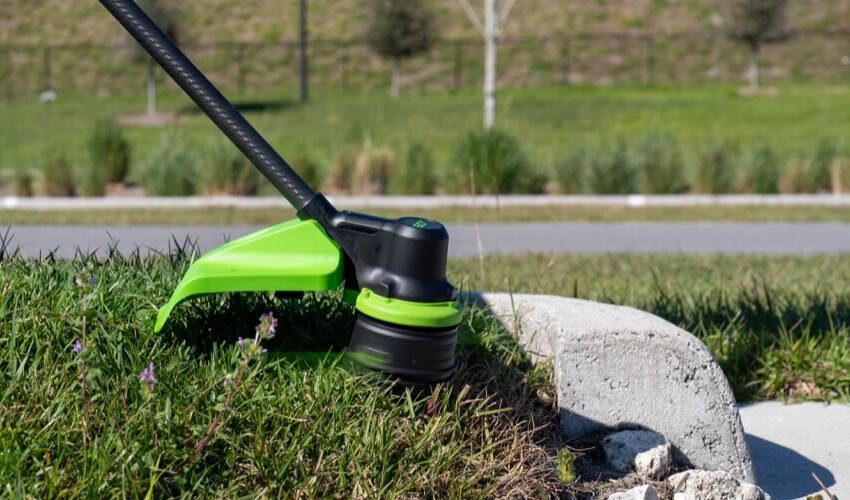 Does Your String Trimmer Guard Matter