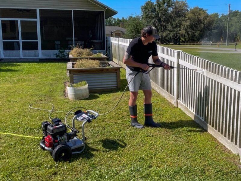 Simpson Pro pressure washer in action