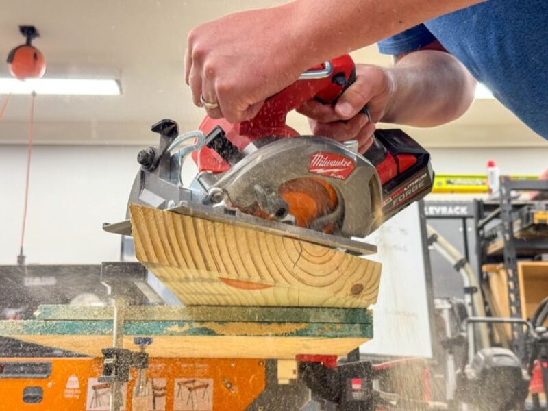 Milwaukee M18 Fuel 6-1/2 Inch Circular Saw