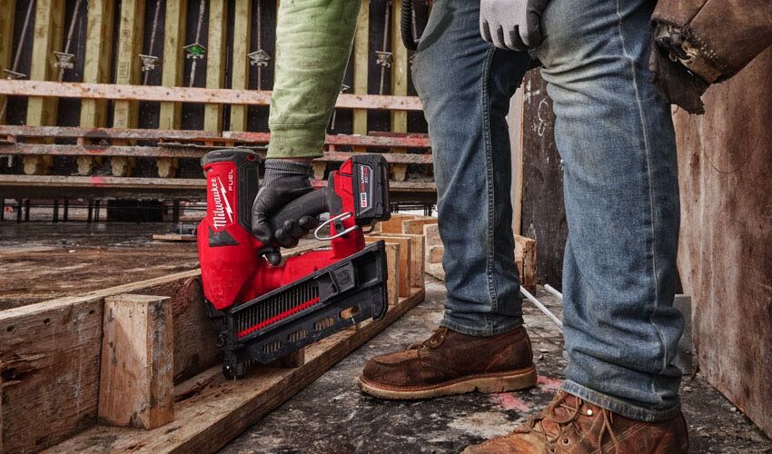 Milwaukee M18 Fuel Duplex Nailer