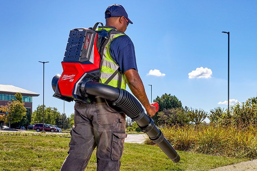 Milwaukee MX Fuel Backpack Blower MXF600