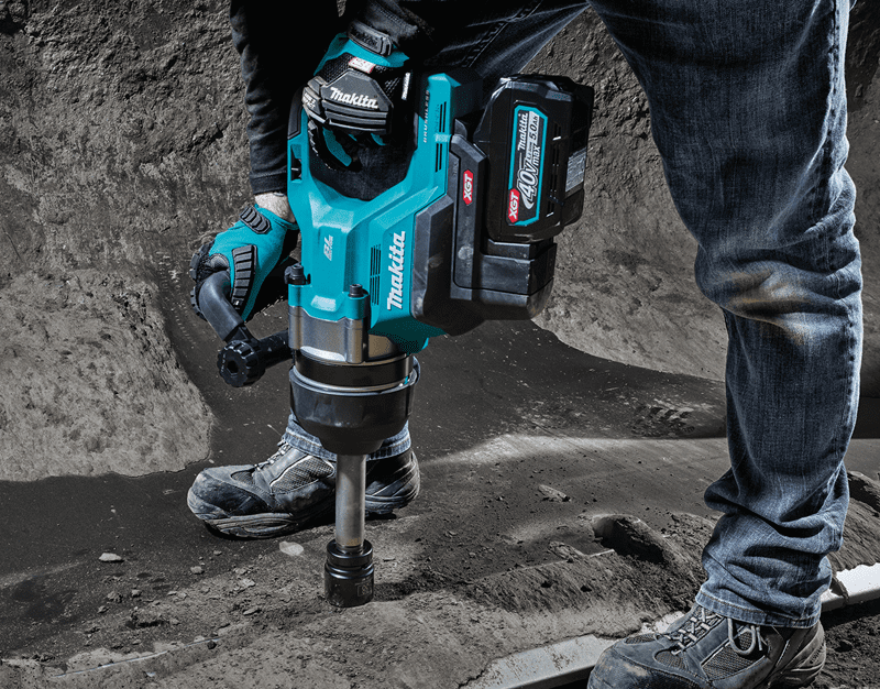 Makita 40V High-Torque Impact Wrench