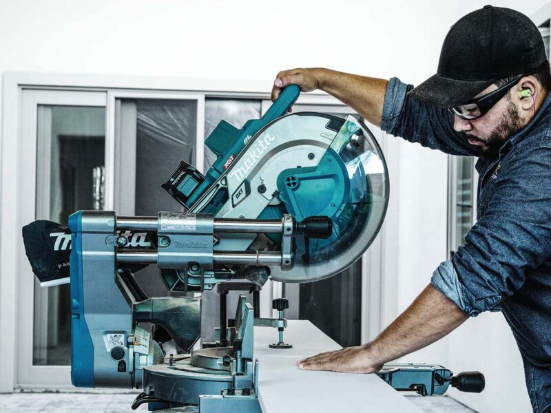 Makita 40V max XGT 12-Inch Miter Saw GSL04