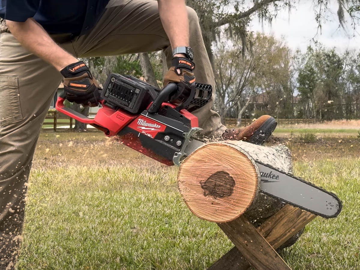 Milwaukee M18 Fuel Dual Battery Chainsaw