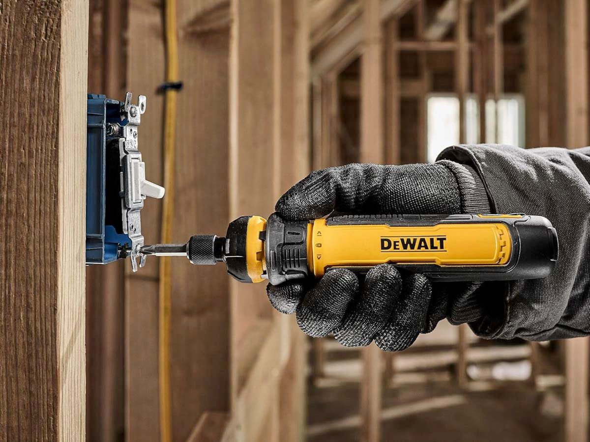 DeWalt 4V FlexDrive Cordless Screwdriver DWHT66719